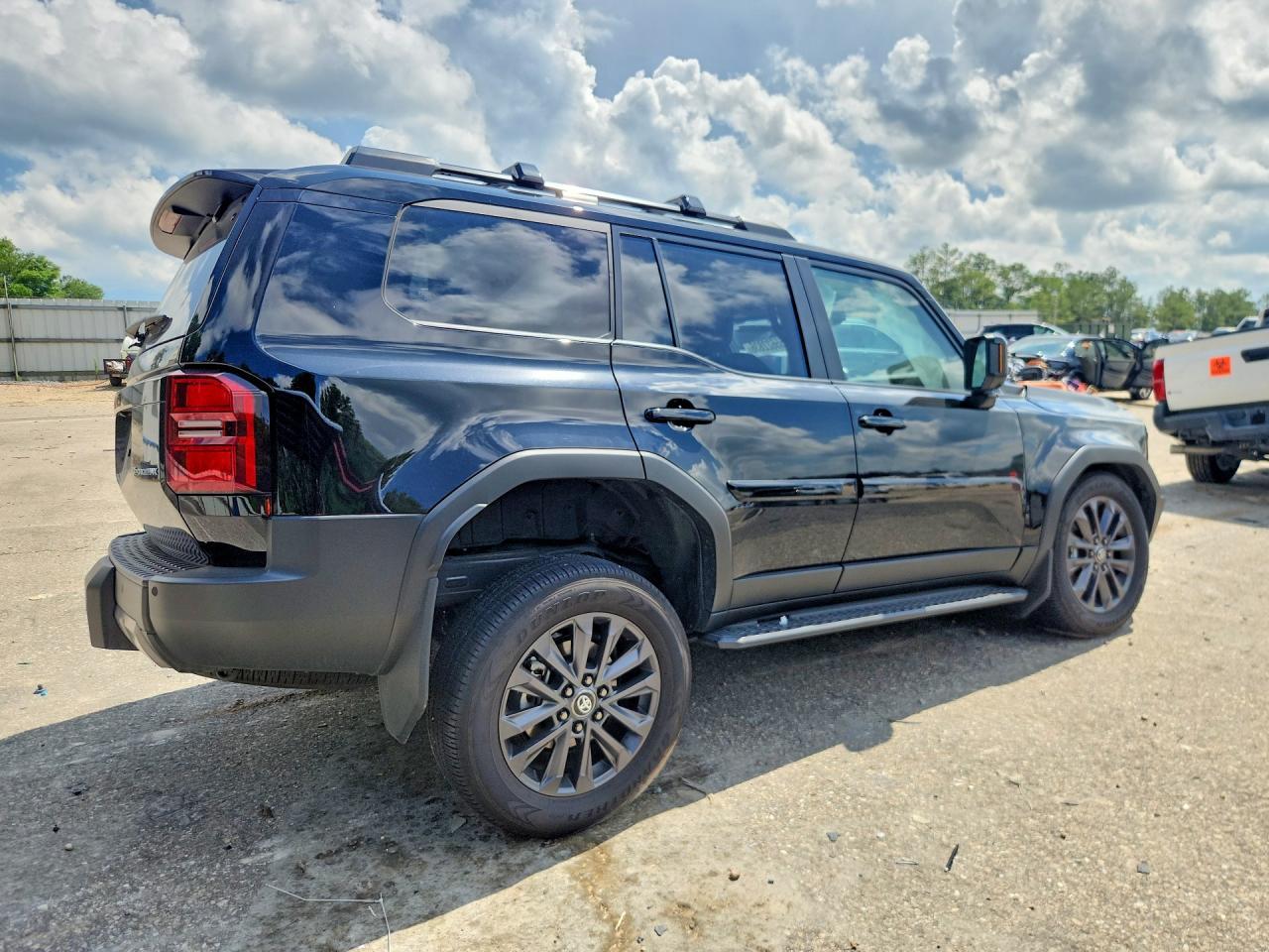 2026 Toyota Land Cruiser Base - Image 3