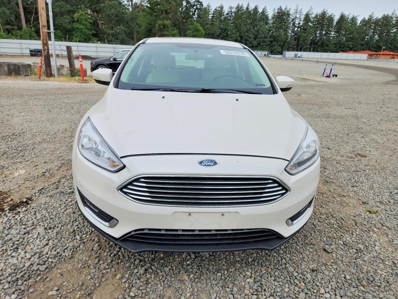 2018 Ford Focus Titanium - Image 5