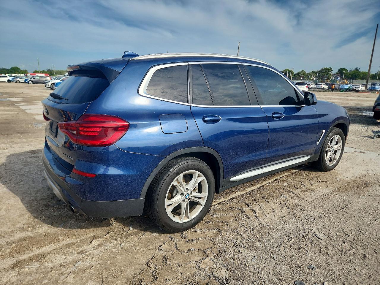 2019 BMW X3 xDrive30I - Фото 3