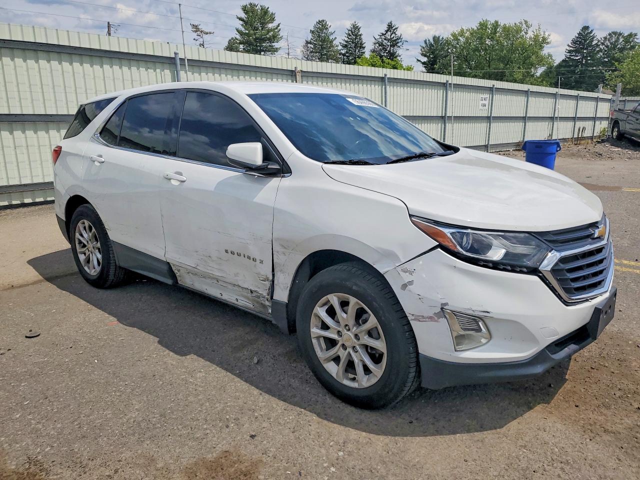 2019 Chevrolet Equinox Lt - Image 4