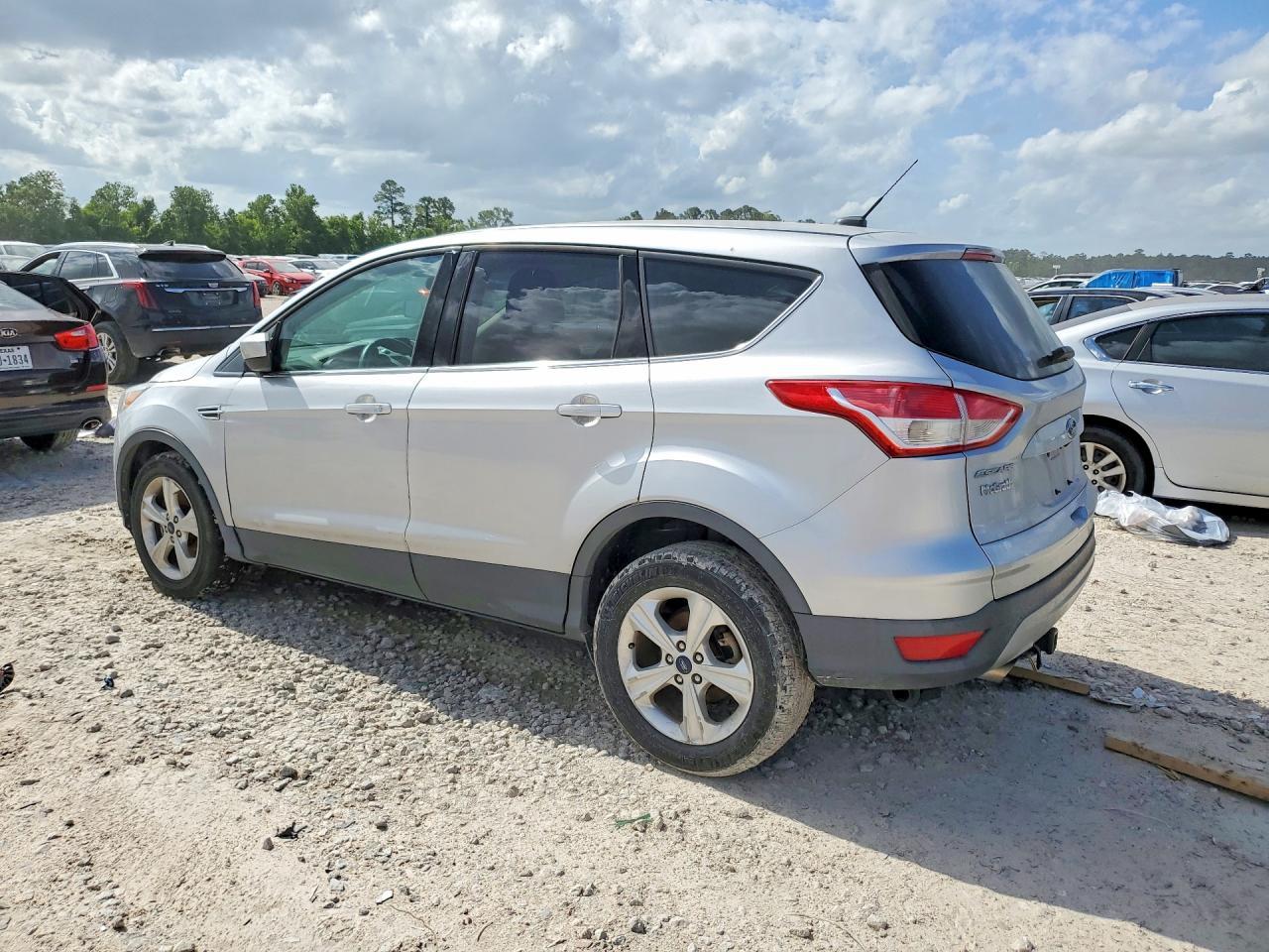2016 Ford Escape Se - Image 2