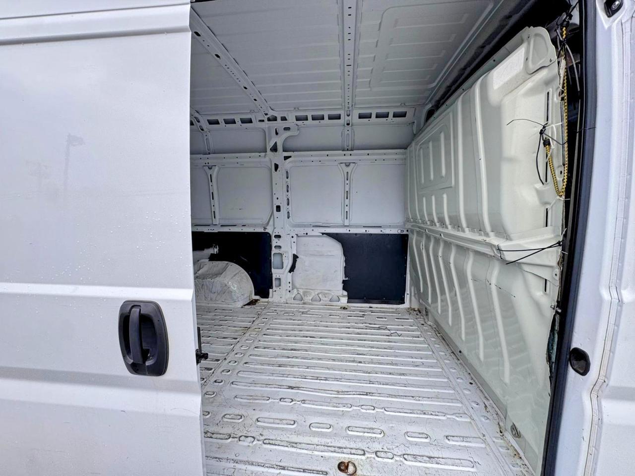 2019 Ram Promaster 3500 Cargo Van High Roof 159 Wb Ext - Фото 6