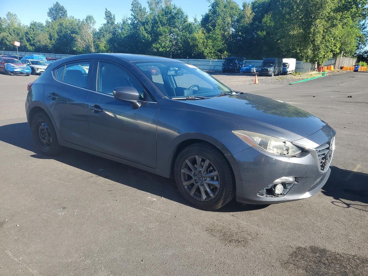 2014 Mazda 3 Grand Touring - Image 4
