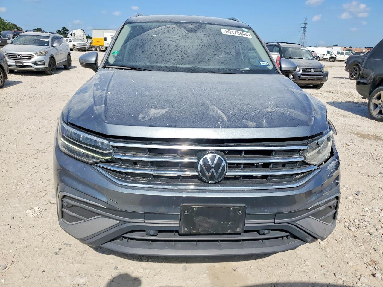 2024 Volkswagen Tiguan Wolfsburg - Image 5