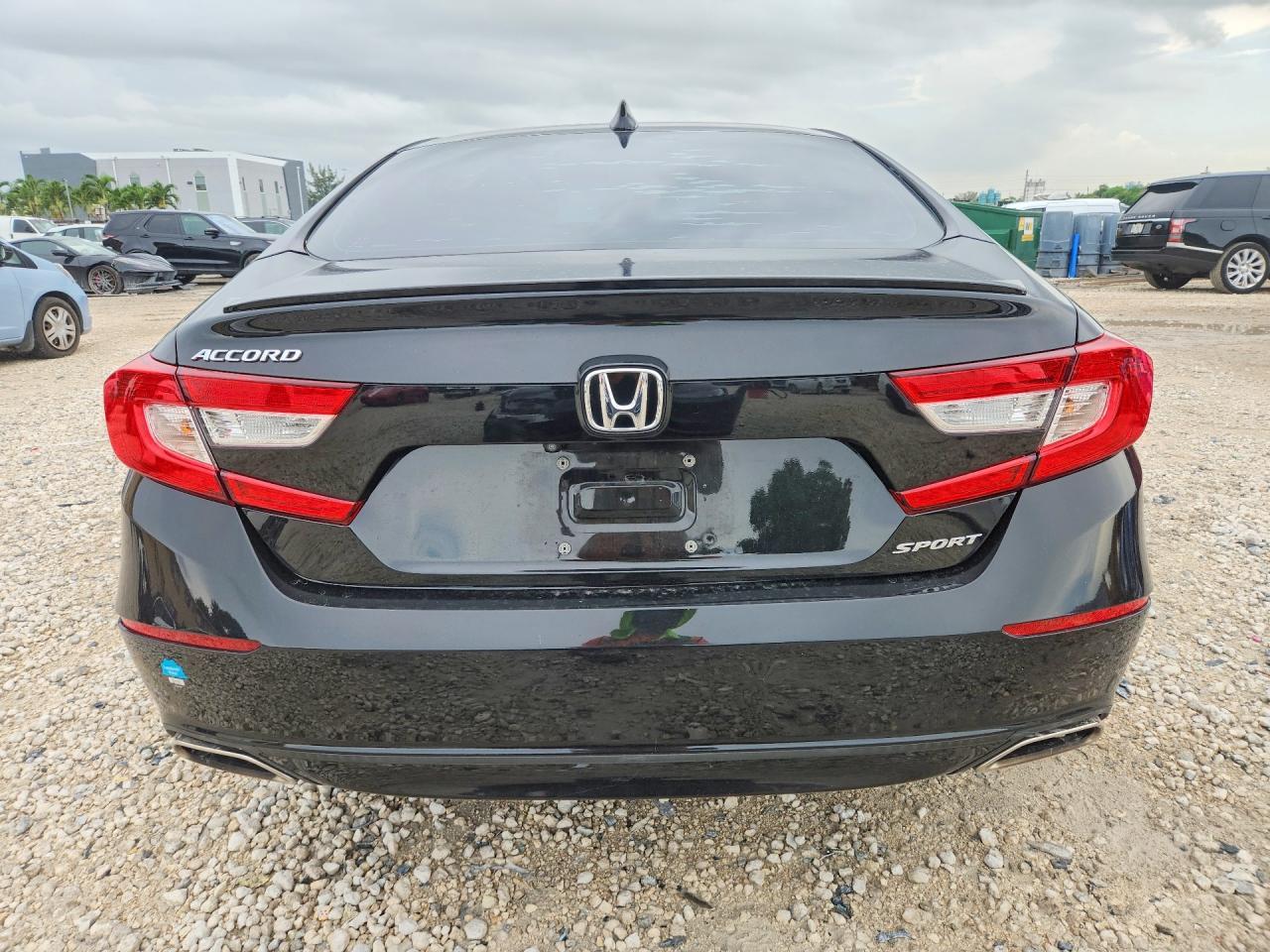 2018 Honda Accord Sport - Image 6
