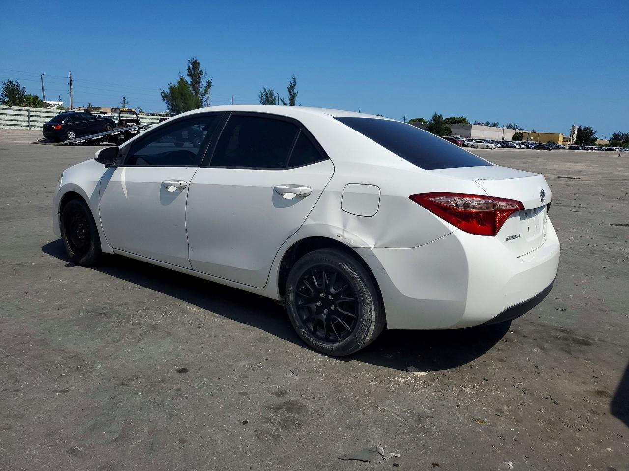 2019 Toyota Corolla Le - Фото 2