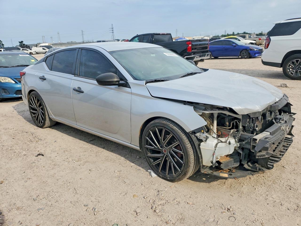 2019 Nissan Altima S - Фото 4