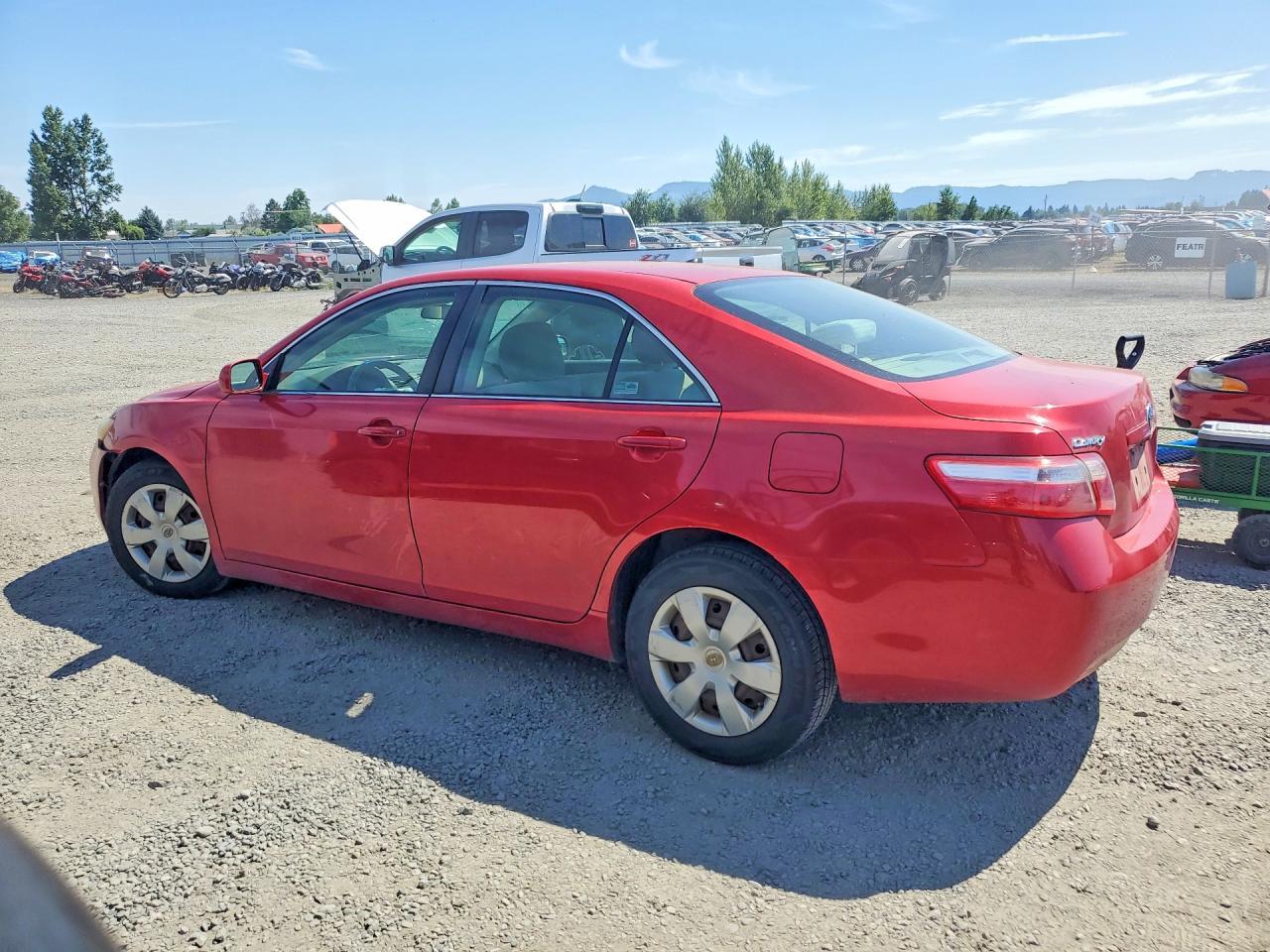 2009 Toyota Camry Le - Фото 2
