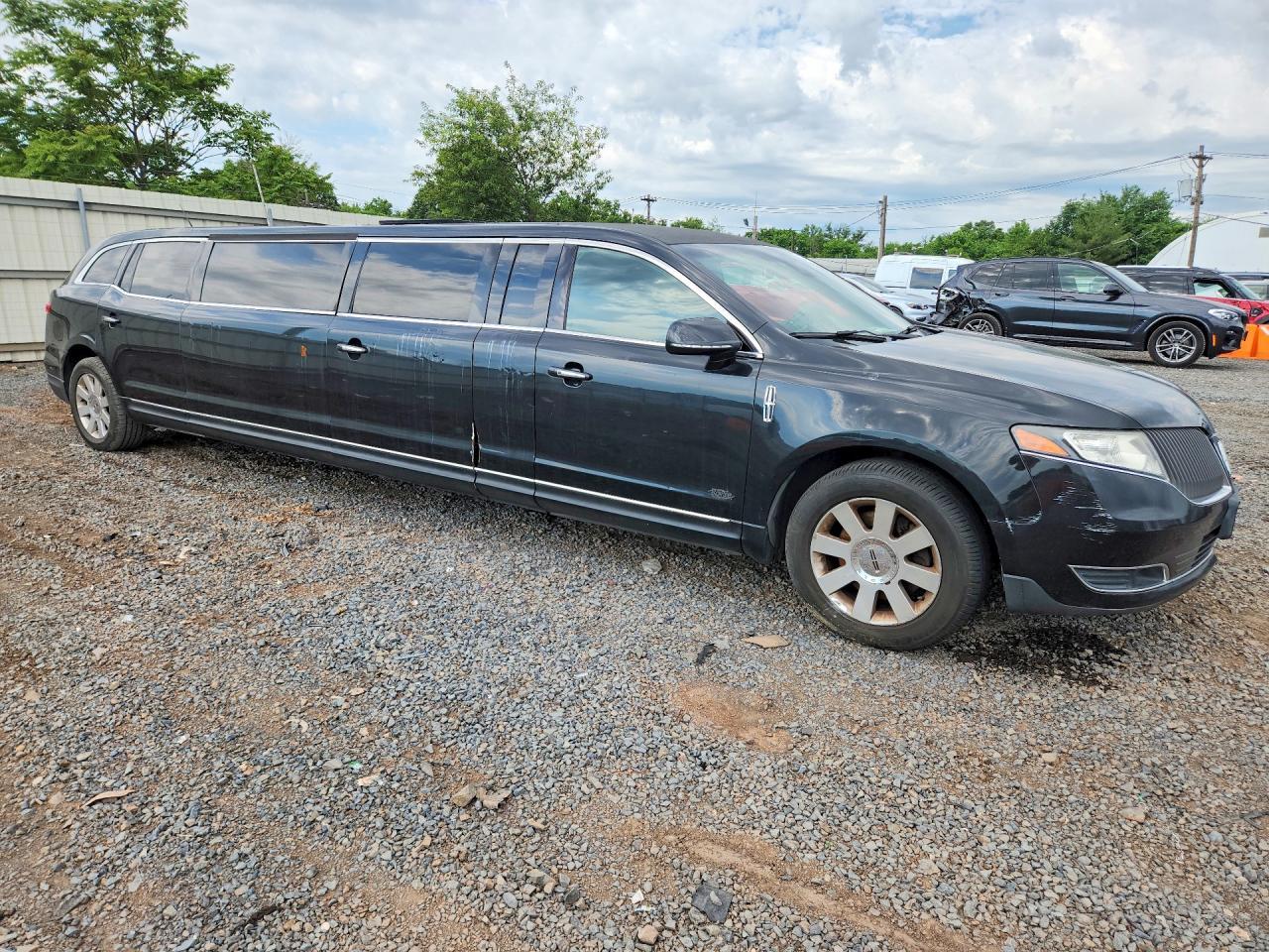 2015 Lincoln Mkt - Фото 4