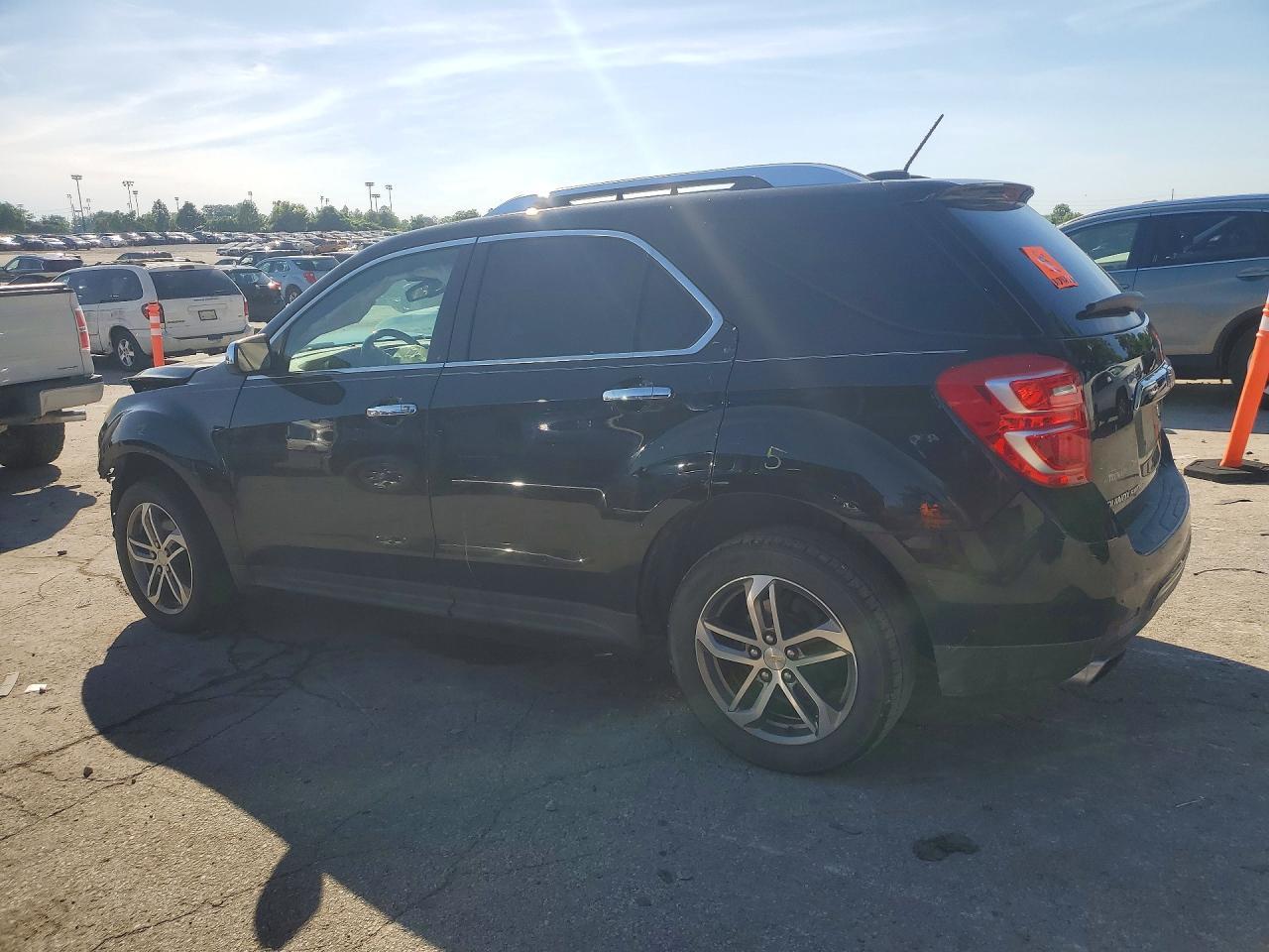 2017 Chevrolet Equinox Premier - Фото 2