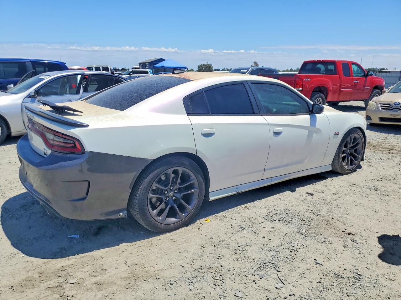 2020 Dodge Charger Scat Pack - Image 3
