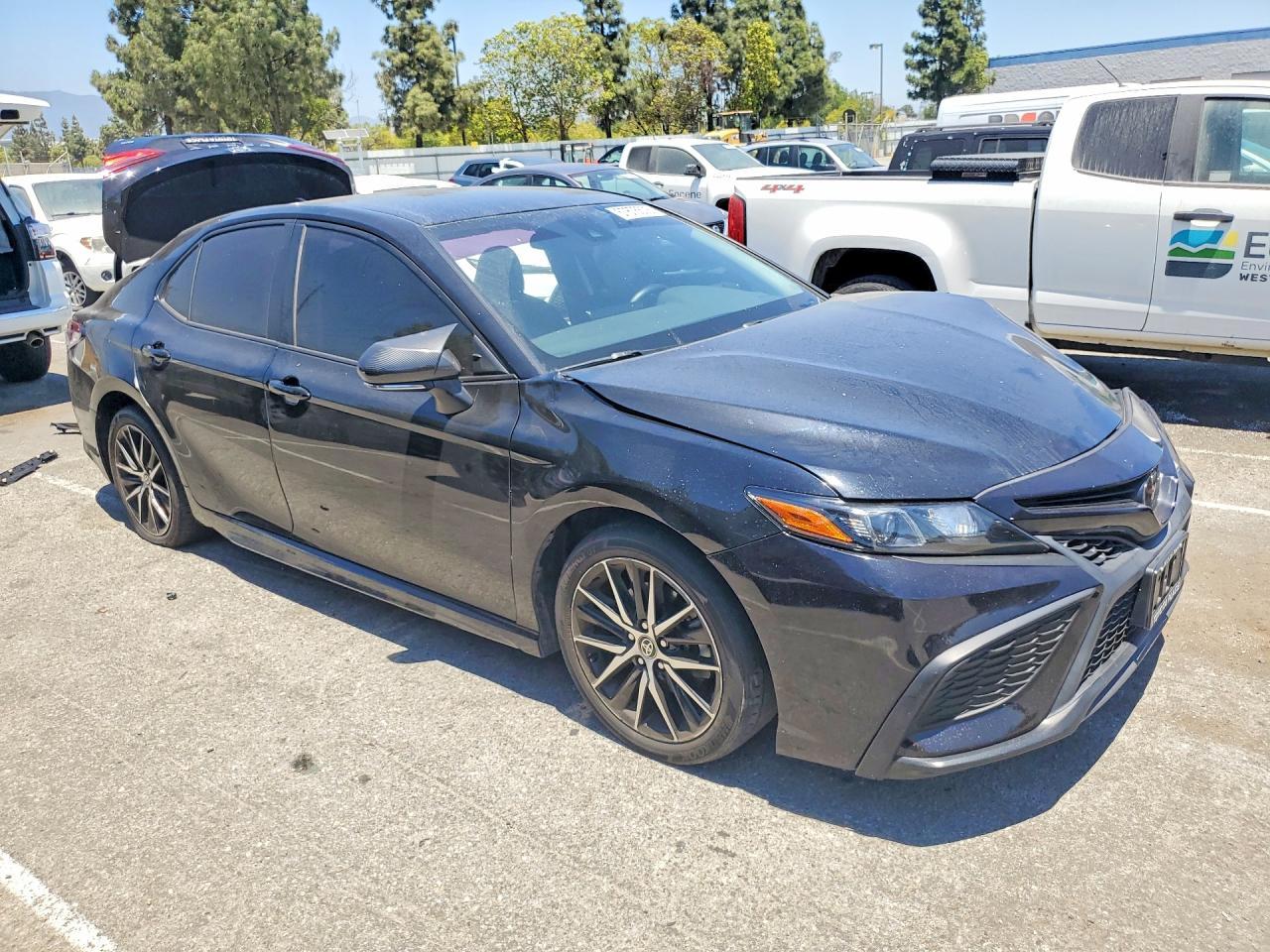2023 Toyota Camry Se - Фото 4
