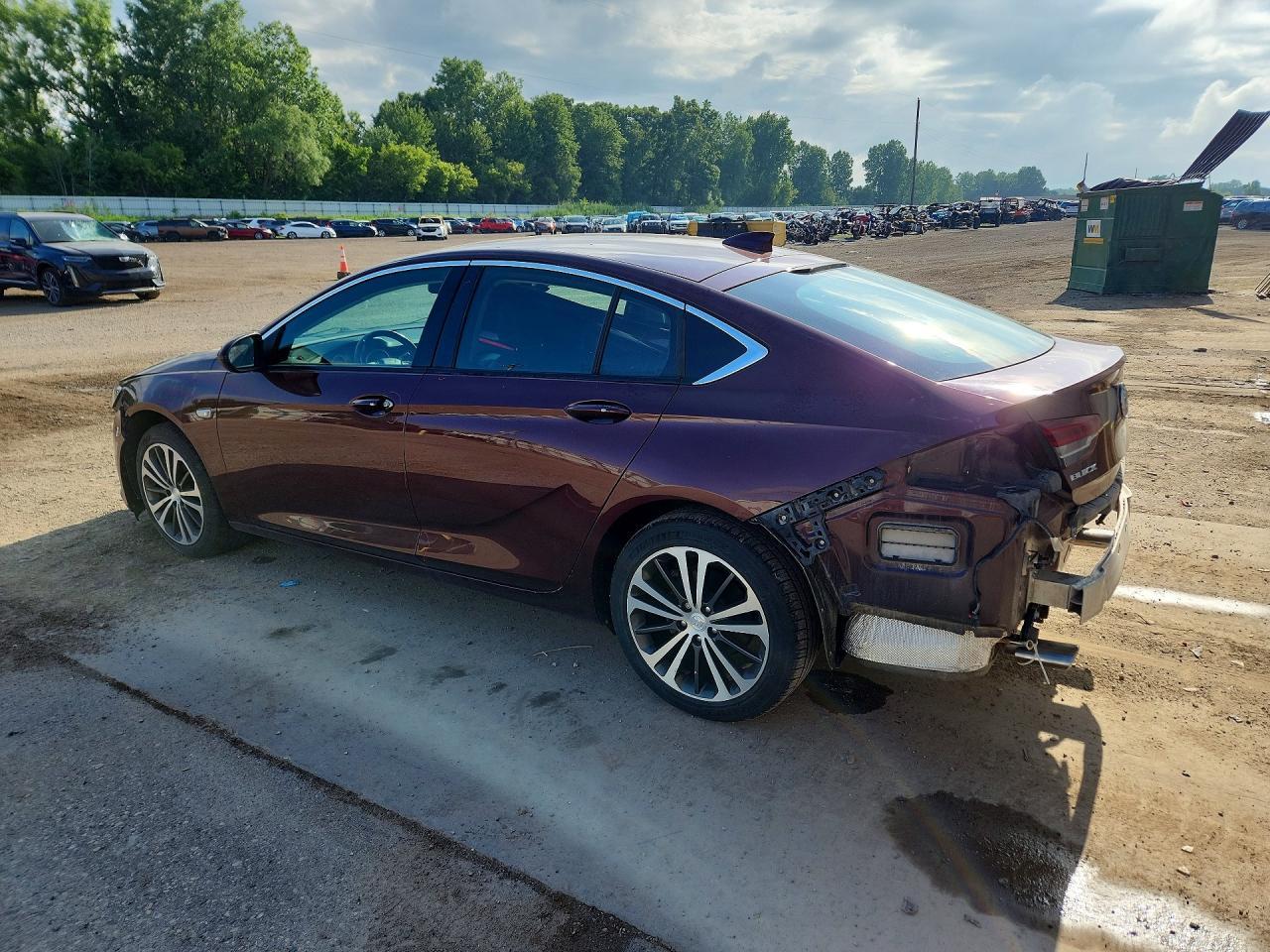 2018 Buick Regal Essence - Фото 2