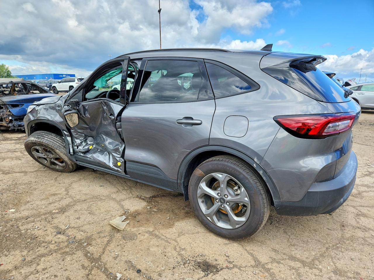 2025 Ford Escape St Line - Фото 2