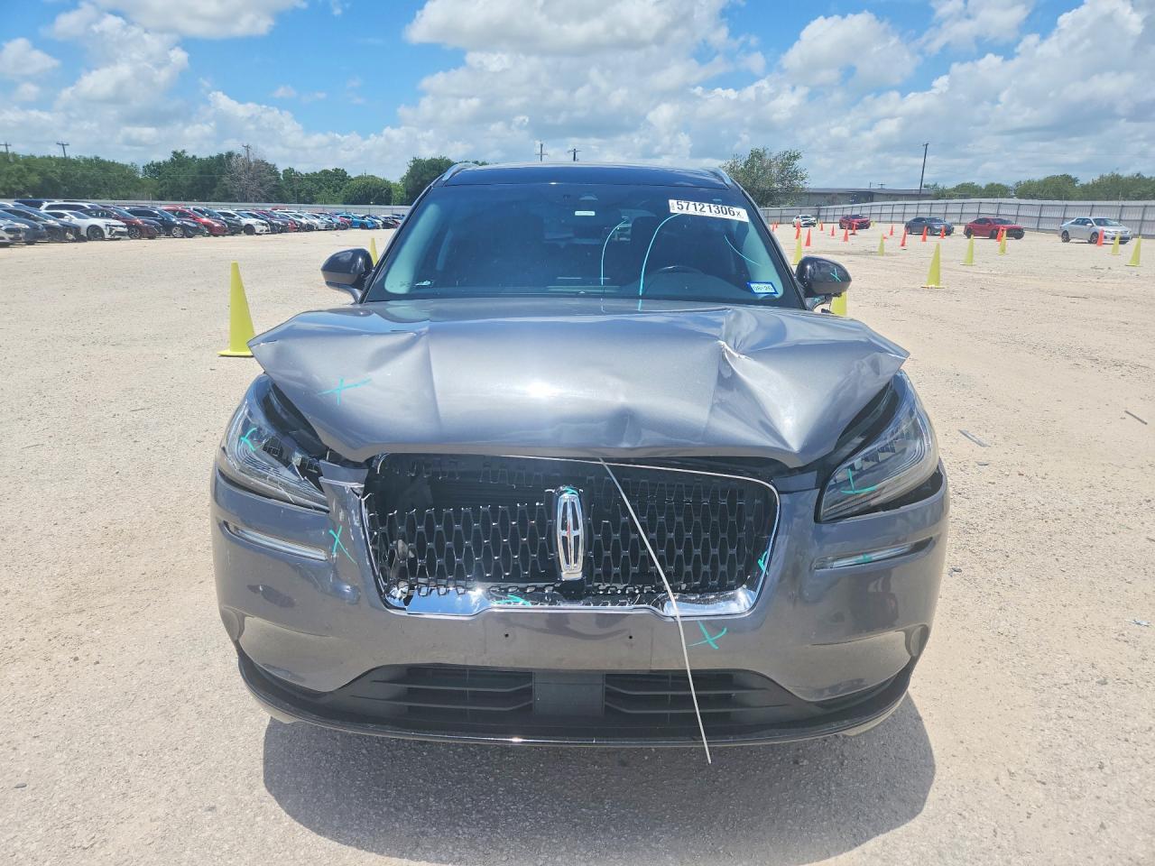 2021 Lincoln Corsair - Image 5