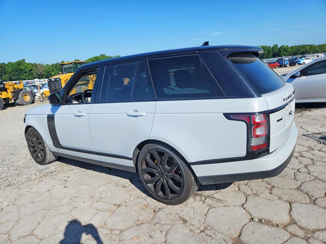 2016 Land Rover Range Rover Supercharged - Фото 2