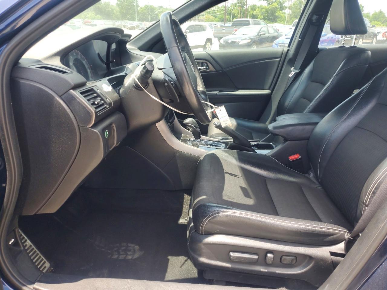 2017 Honda Accord Sport - Image 7