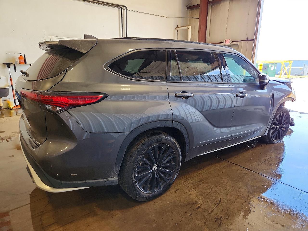 2023 Toyota Highlander Xse - Фото 3