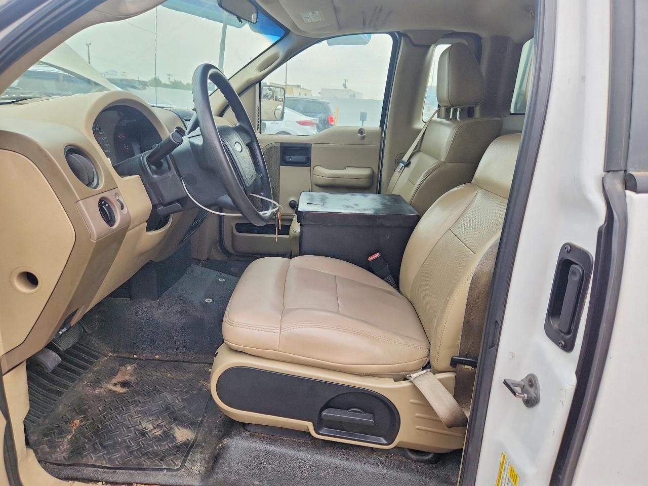 2008 Ford F150 - Image 7