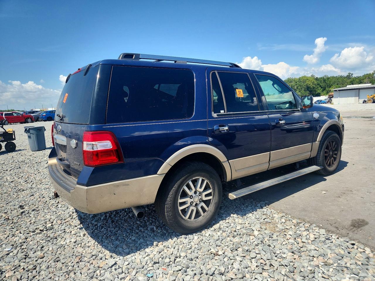 2013 Ford Expedition Xlt - Image 3