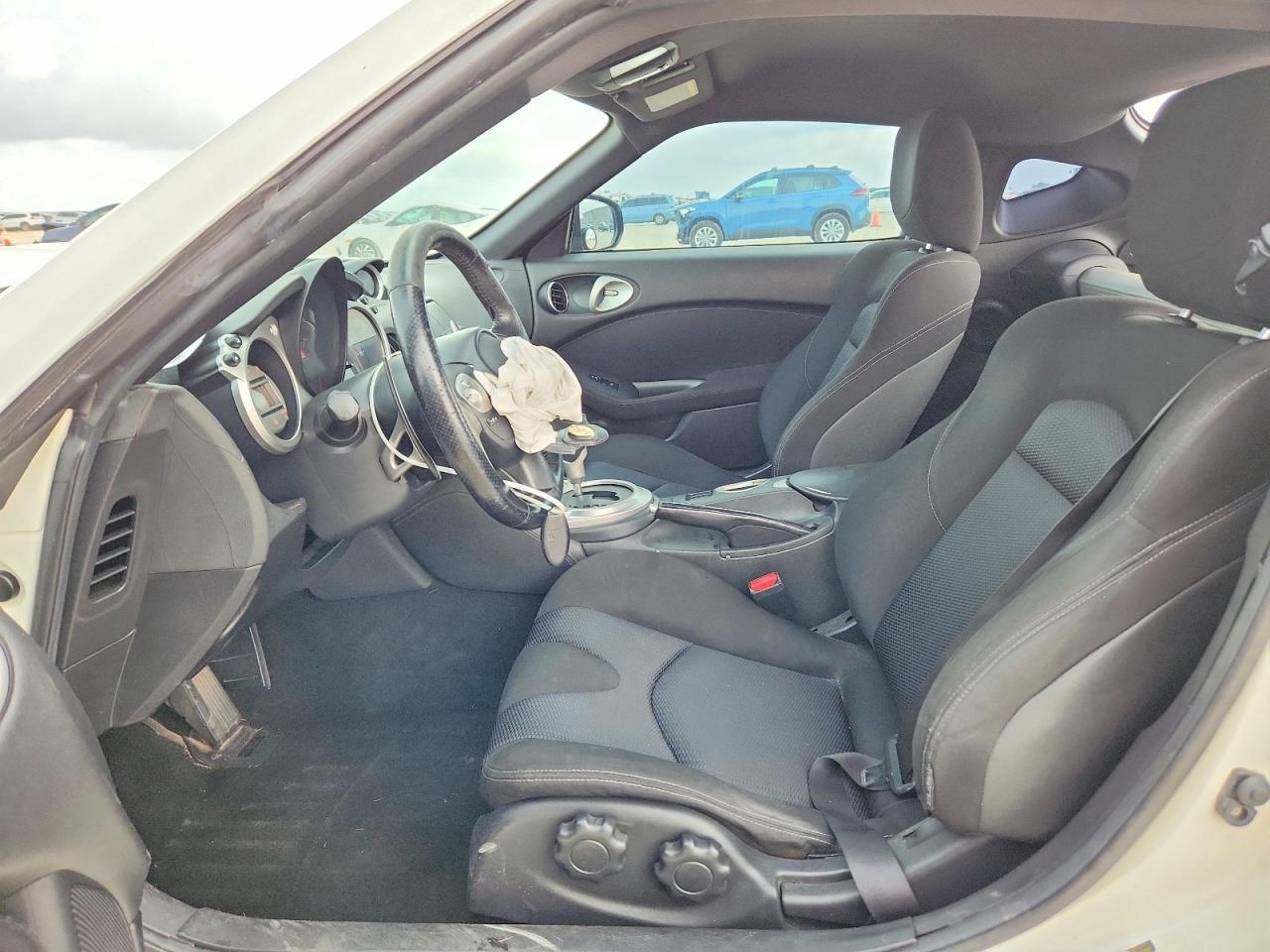 2011 Nissan 370Z Base - Фото 7
