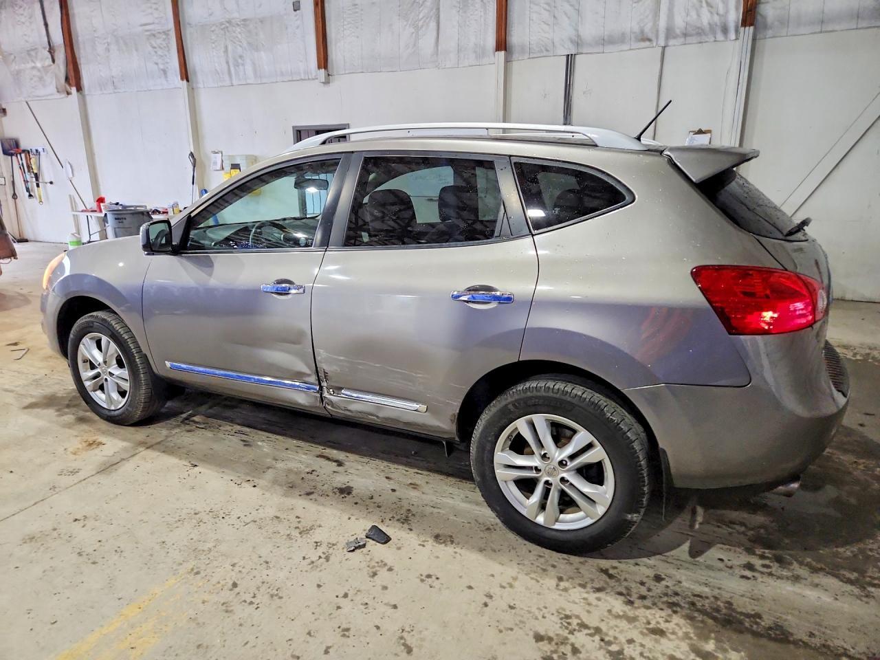 2013 Nissan Rogue S - Фото 2