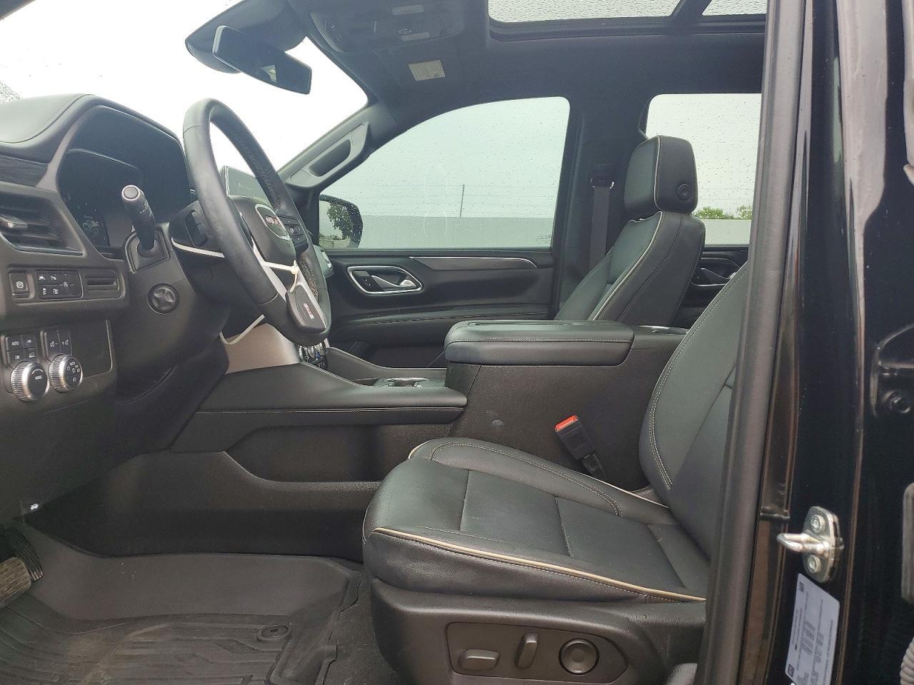 2023 GMC Yukon Slt - Image 7