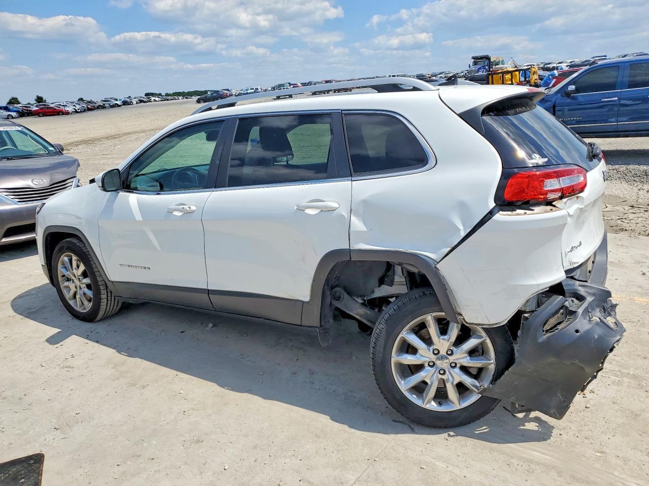 2016 Jeep Cherokee Limited - Фото 2