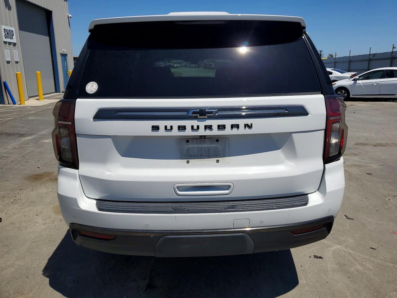 2021 Chevrolet Suburban K1500 Z71 - Image 6