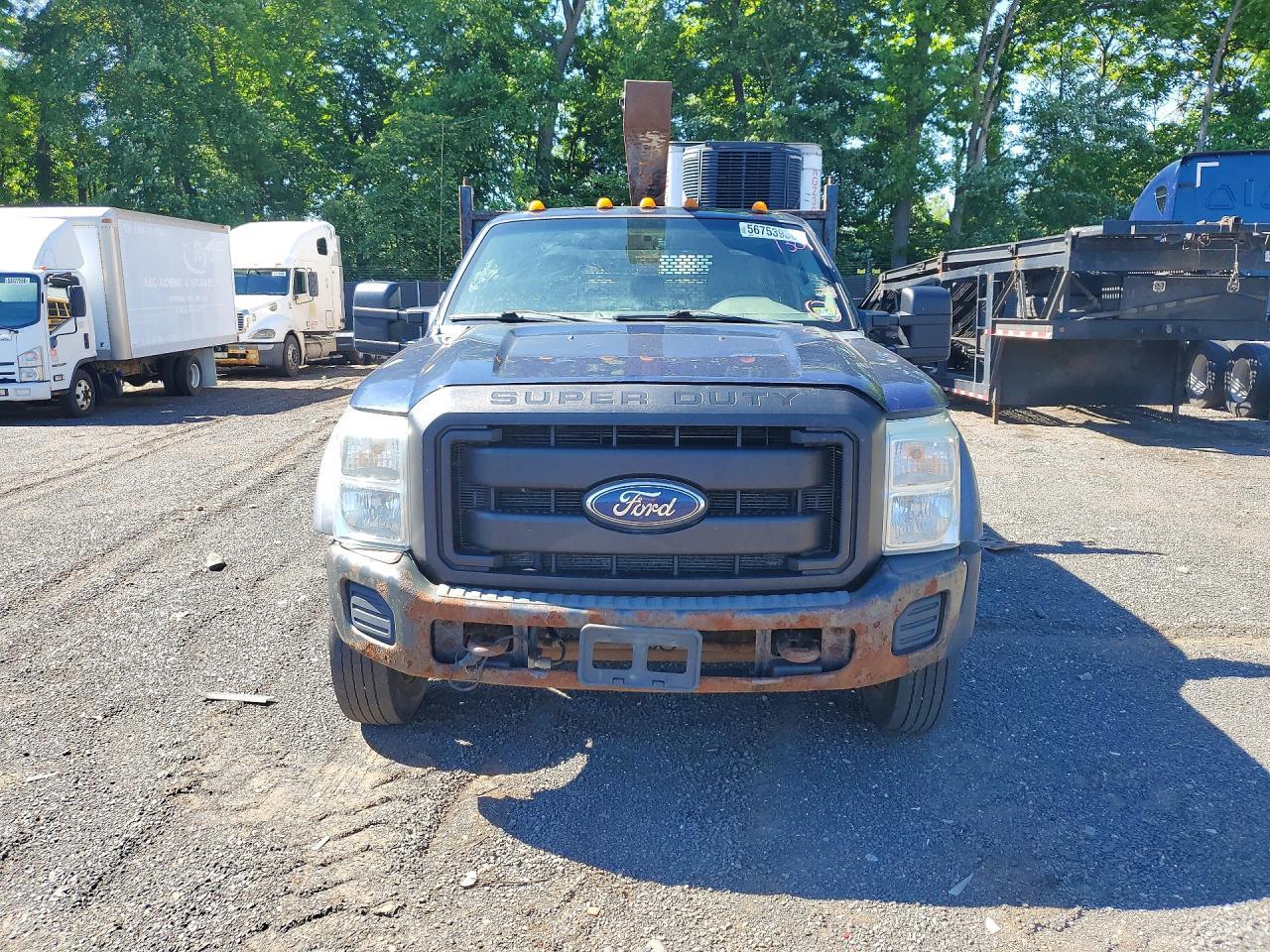 2011 Ford F550 Super Duty - Фото 5