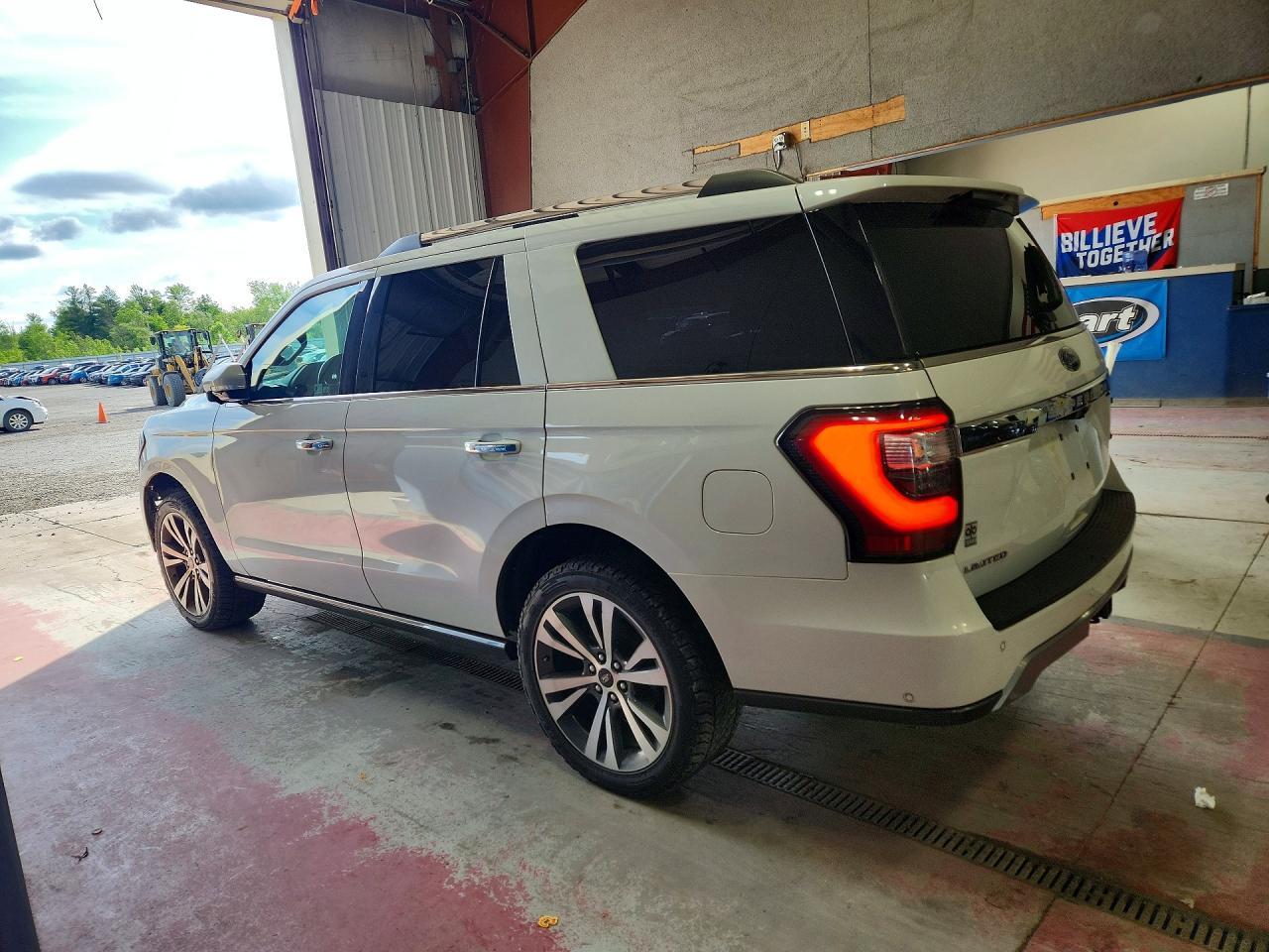 2021 Ford Expedition Limited - Фото 2