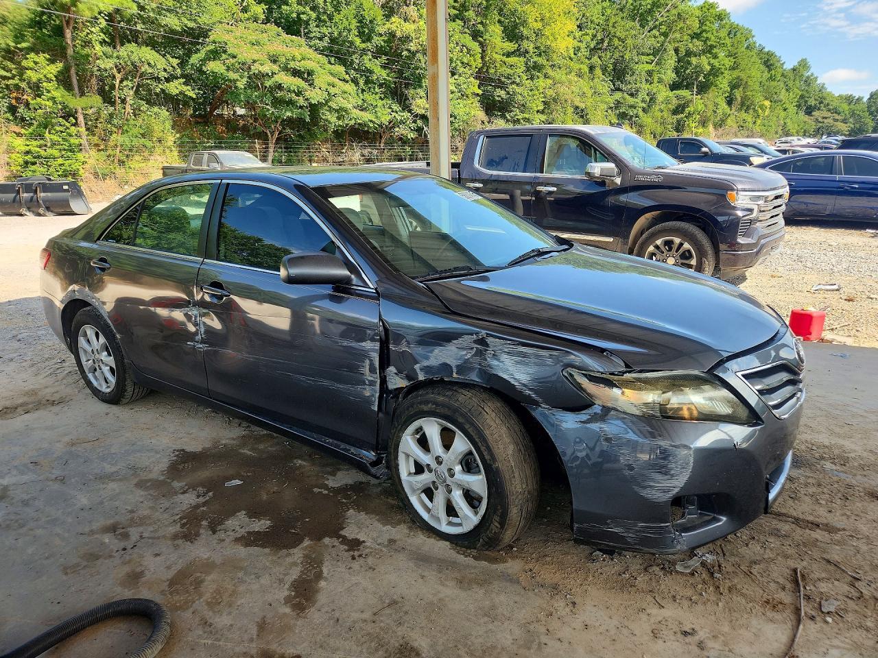 2011 Toyt Camry - Фото 4
