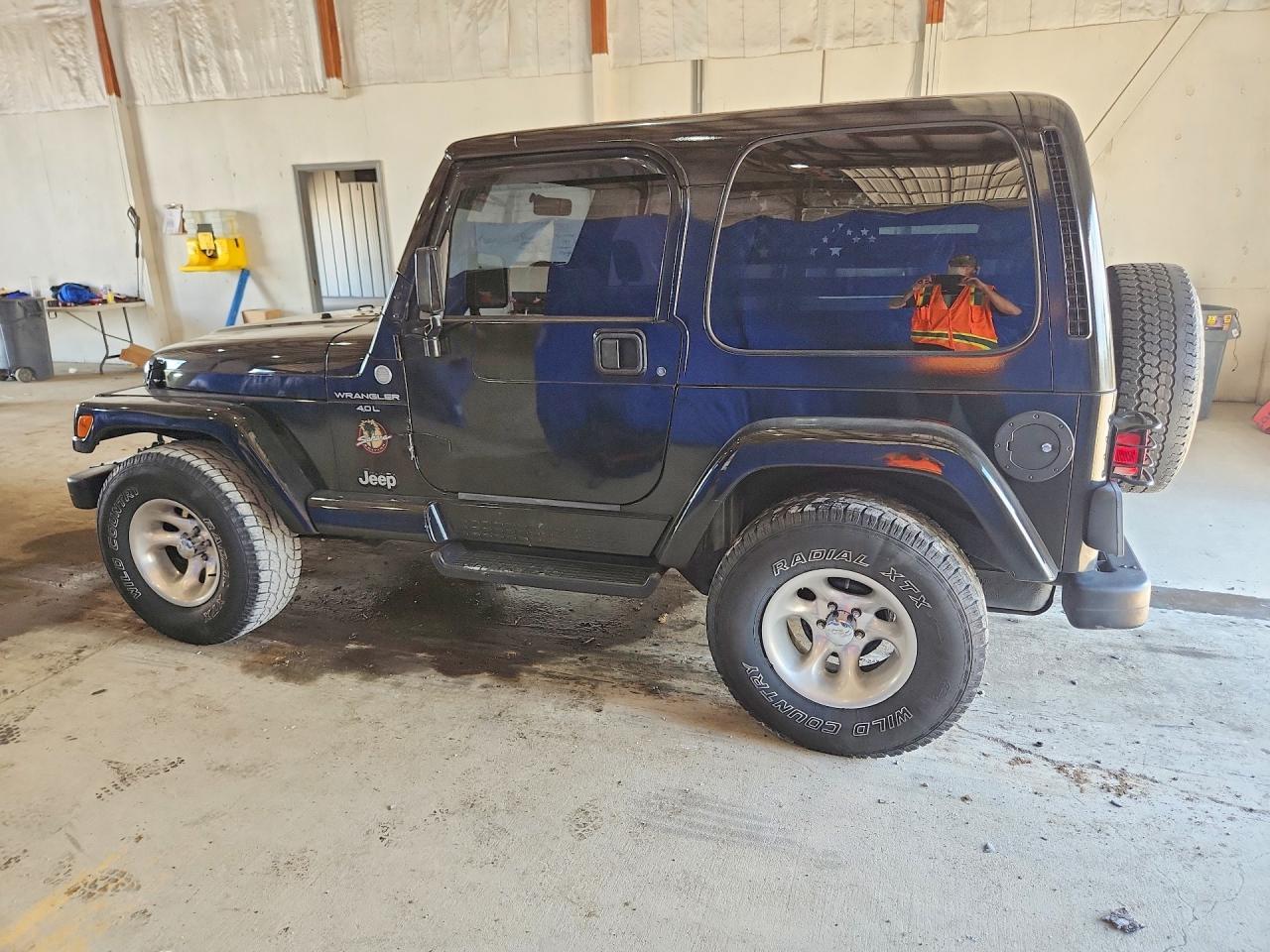 1999 Jeep Wrangler / Tj Sahara - Фото 2