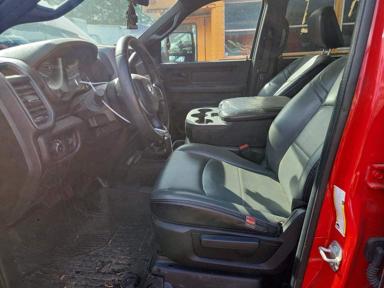 2023 Ram 3500 Tradesman - Фото 7