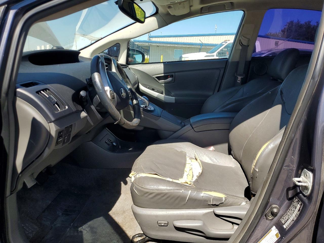 2010 Toyota Prius Iv - Фото 7