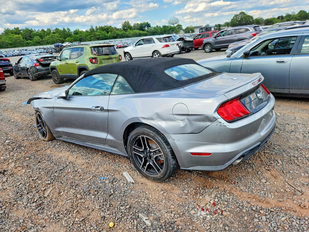 2020 Ford Mustang - Image 2