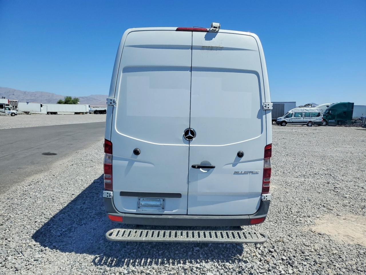 2015 Mercedes Benz Sprinter 2500 Delivery Van - Фото 6