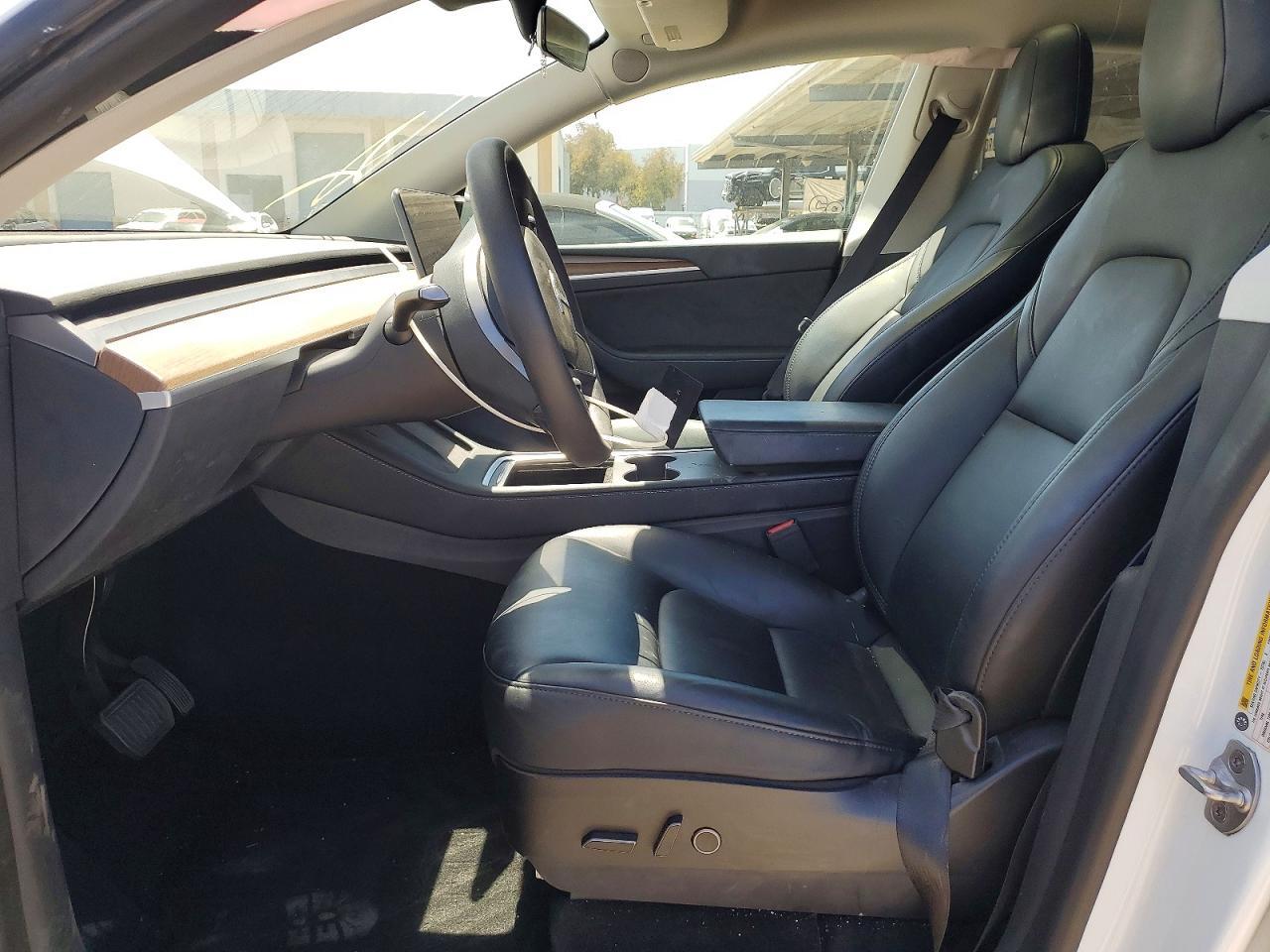 2023 Tesla Model Y - Фото 7