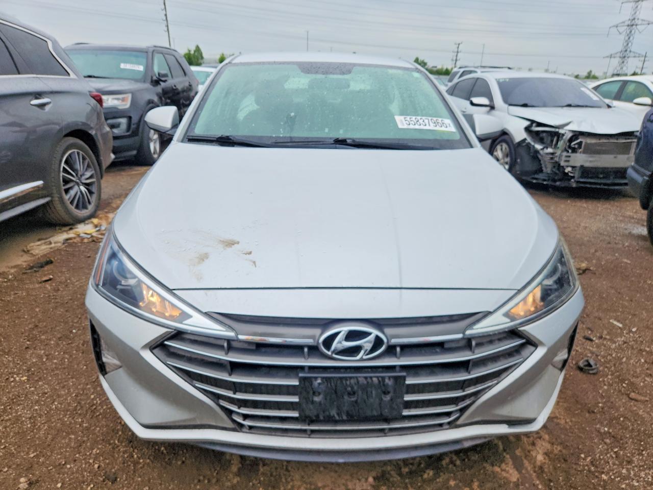 2019 Hyundai Elantra Se - Image 5