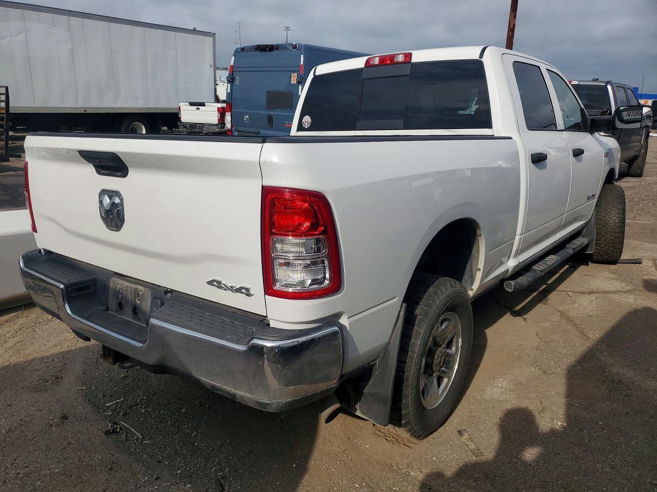 2020 Ram 2500 Tradesman - Фото 3