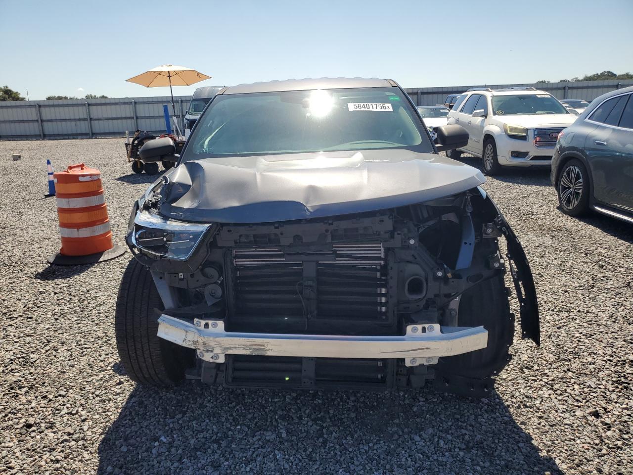 2022 Ford Explorer - Image 5