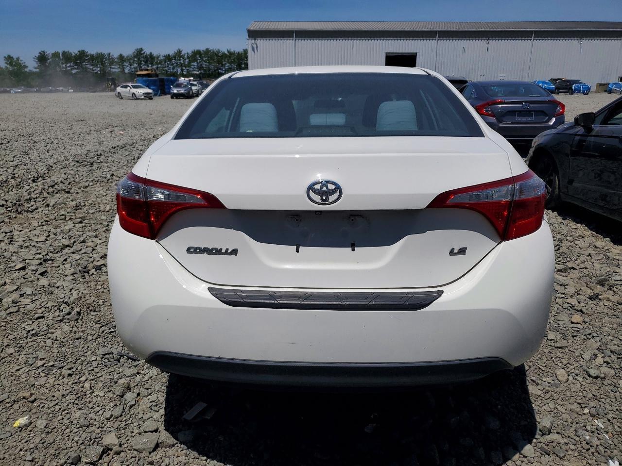 2015 Toyota Corolla Le - Фото 6