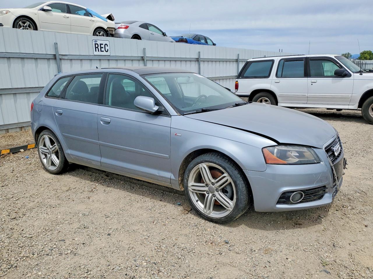 2013 Audi A3 Premium Plus - Фото 4