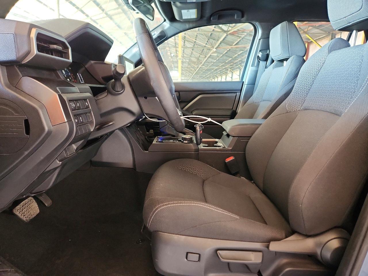 2025 Toyota 4Runner Sr5 - Image 7