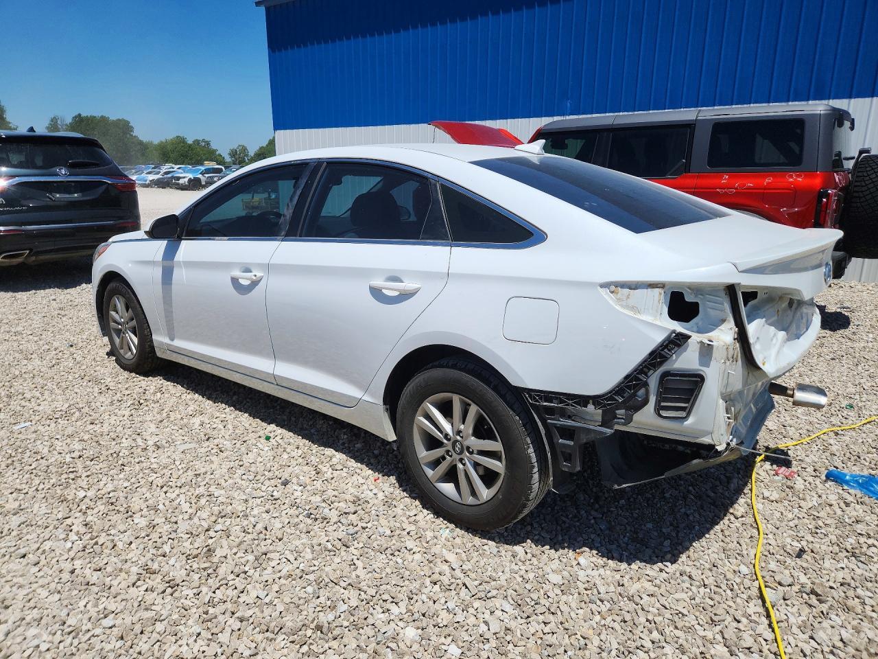 2016 Hyundai Sonata Se - Фото 2