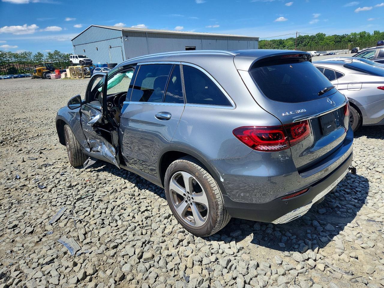 2022 Mercedes-Benz Glc 300 4Matic - Фото 2