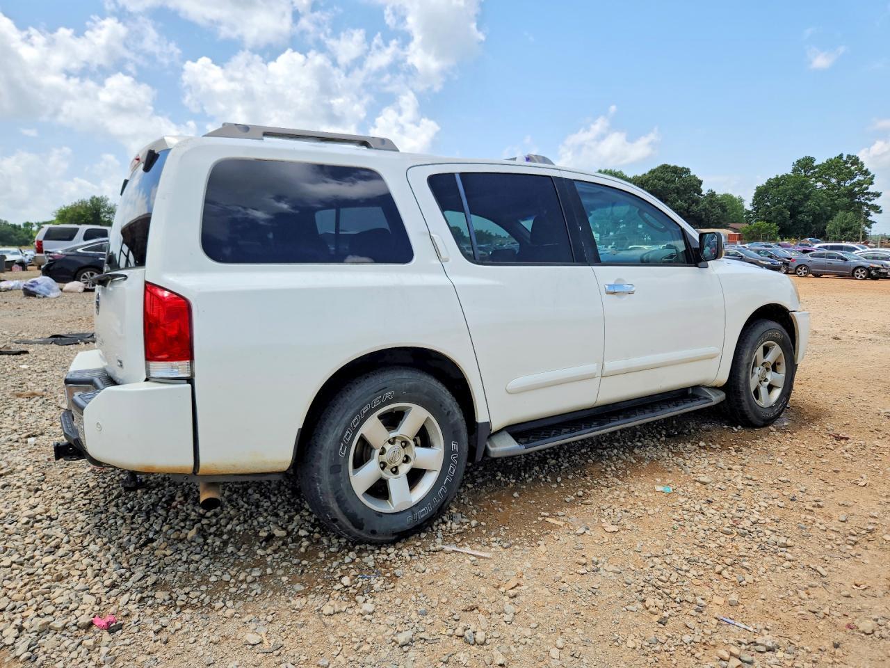 2004 Nissan Armada Se/Le - Фото 3