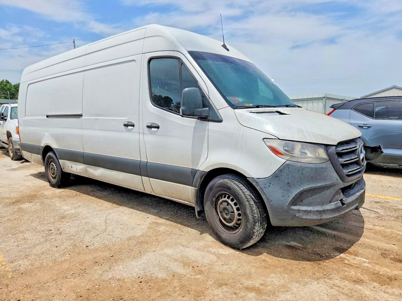 2021 Mercedes-Benz Sprinter 2500 - Image 4