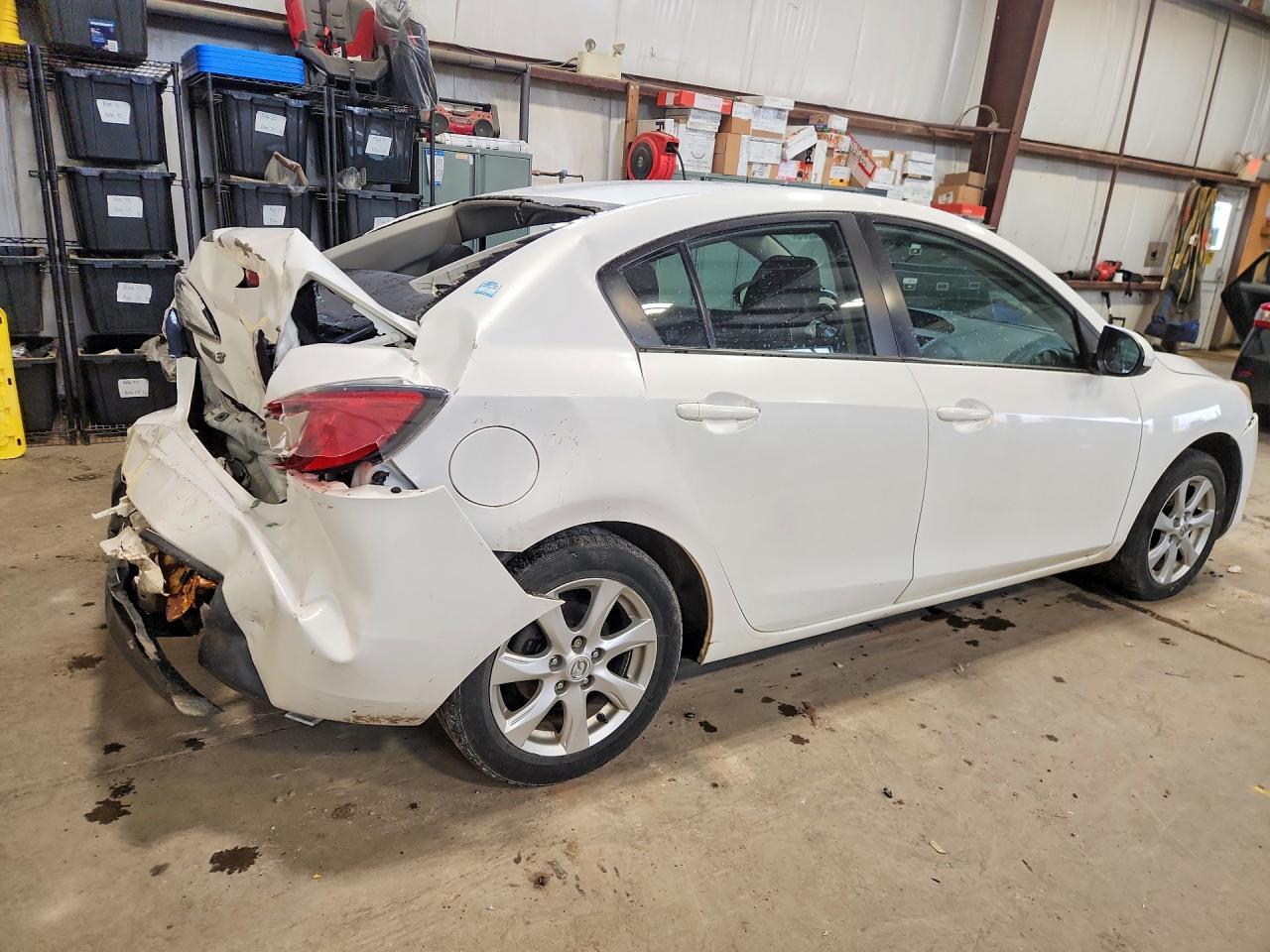 2011 Mazda 3 I - Image 3