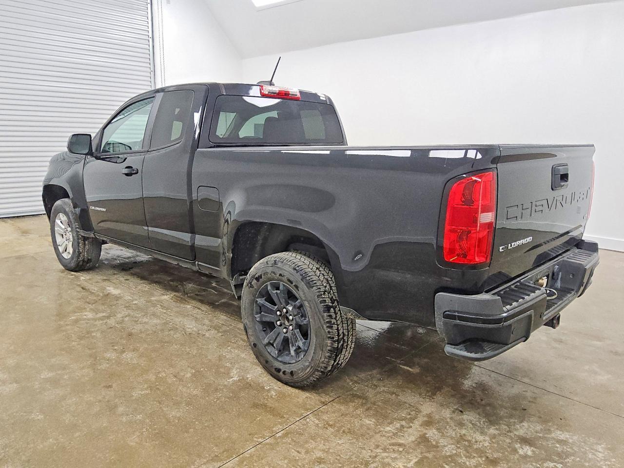 2022 Chevy Colorado Lt - Image 2